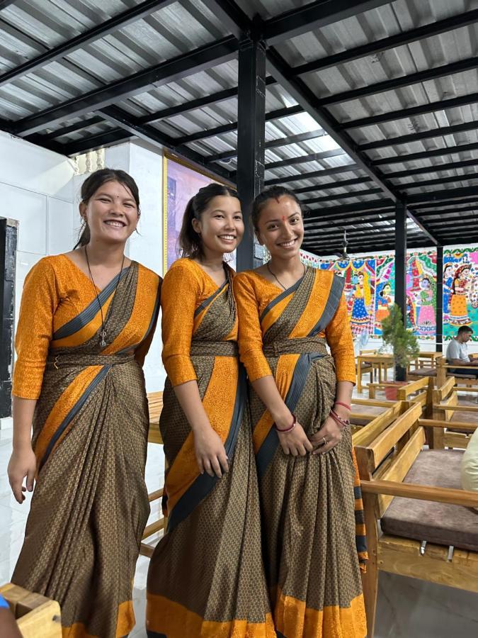 Hotel Mithila Thali By Chef Santosh Shah à Janakpur Extérieur photo